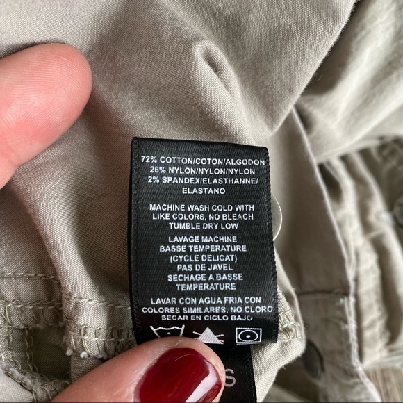 Kuhl Kontra Convertible Hiking Trail Crop Roll Tab Lightweight Stretch Size 8 - Picture 10 of 12